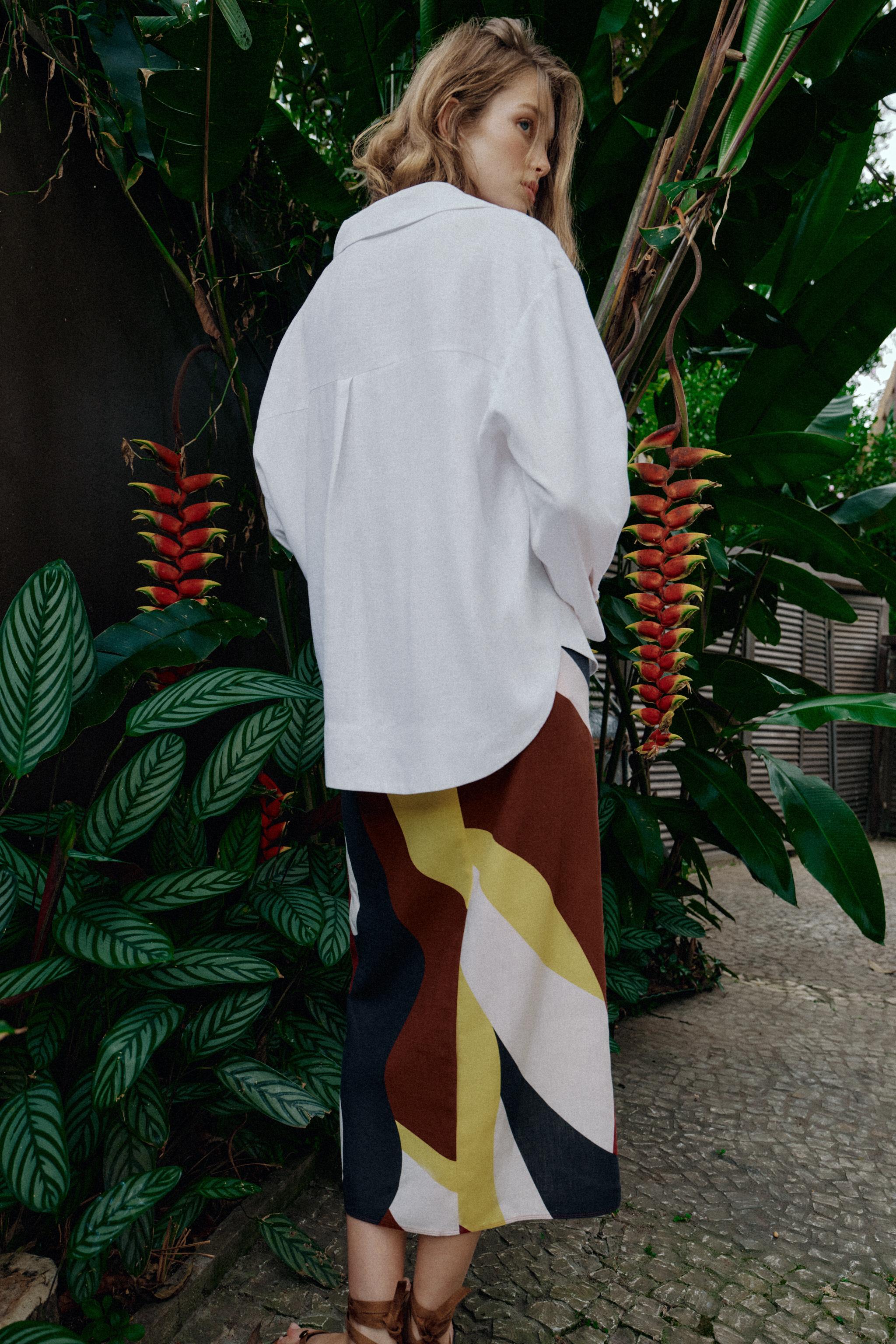 LINEN BLEND POLO COLLAR BLOUSE